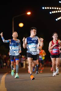 BIB: 40040, 21657, 47549
                            <button type="button" onclick="openModal(22844250)" class="btn btn-primary btn-sm float-right btn-popup" data-toggle="modal" data-target=".modal-high-quality">
                        <i class="fas fa-shopping-cart"></i> Add to Cart
                    </button>
                                            <button type="button" onclick="isThisMe(22844250, true)" class="btn btn-success btn-sm float-right btn-popup btn-isme hidden" data-toggle="tooltip" data-placement="bottom" title="นี่คือรูปของคุณใช่ไหม คลิกที่นี่เพื่อเอาเข้าอัลบั้ม">
                        <i class="fas fa-plus"></i> Add to album
                    </button>
                    <button type="button" onclick="isThisMe(22844250, false)" class="btn btn-warning btn-sm float-right btn-popup btn-isnotme hidden">
                        <i class="fas fa-ban"></i> Remove from album
                    </button>